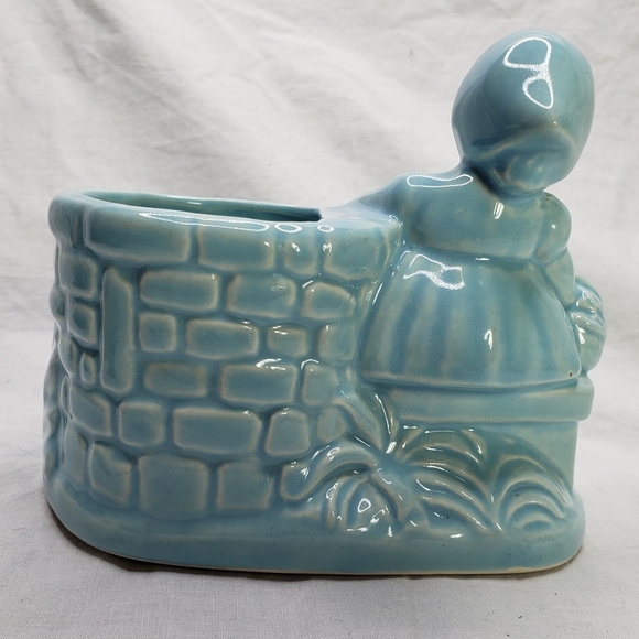 Vintage Blue Planter Girl at Well with Artificial Flowers 5 x 3 x 5 Inches - Picture 7 of 12